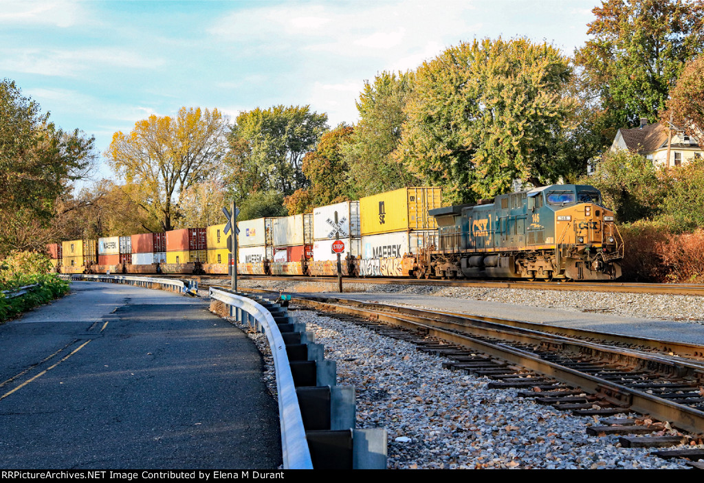 CSX 146 on I-164